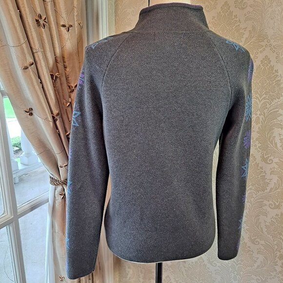 Eddie Bauer Sport Size Medium Petite Gray Full Zip Sweater Snowflake Sleeves EUC - Picture 8 of 12
